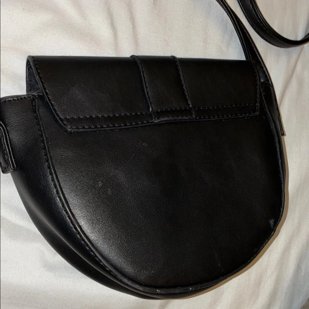 N/A stylish black